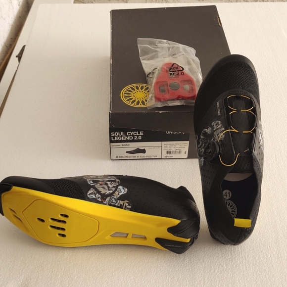 Soul Cycle Legend 2.0/ Size 41 (8-USMen's)also fits as Women size... READ! - Picture 3 of 9